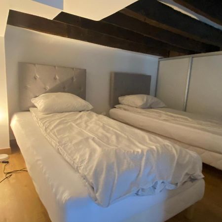 Studio Duplex Avec Spa Et Cour Privee Bonnelles Luaran gambar